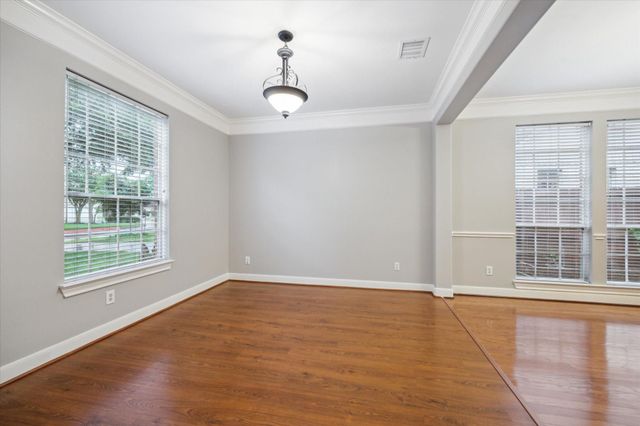 1766 Lakeside Enclave Drive, Houston, TX 77077
