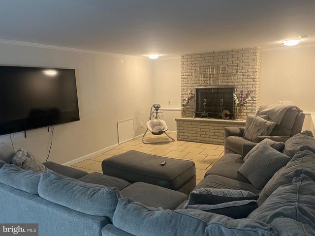 4 ALEXANDER, Wenonah, NJ 08090