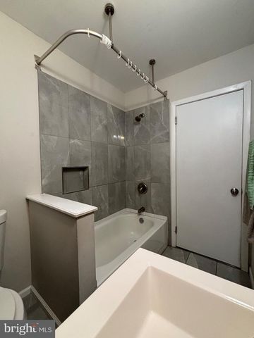 4 ALEXANDER, Wenonah, NJ 08090