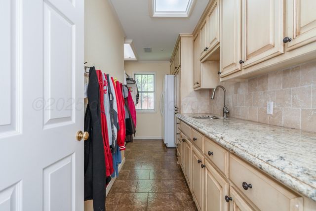 3501 VAN WINKLE Drive, Amarillo, TX 79121