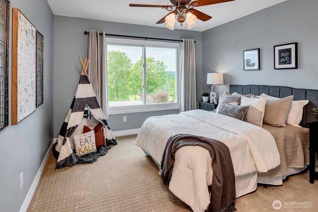 13935 209th Avenue NE, Woodinville, WA 98077