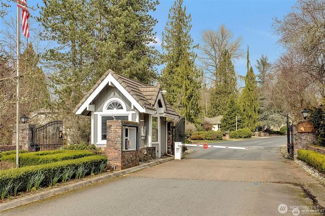 13935 209th Avenue NE, Woodinville, WA 98077