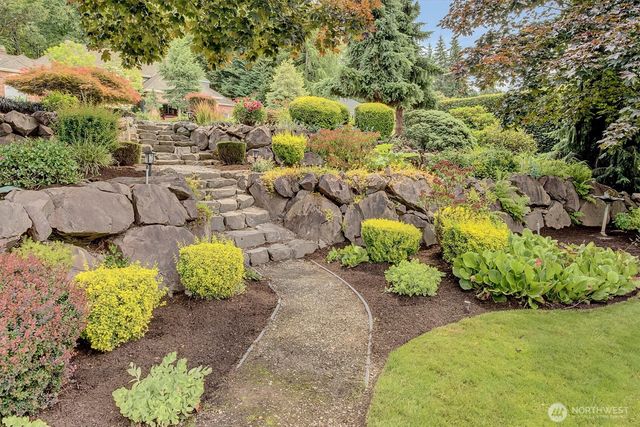 13935 209th Avenue NE, Woodinville, WA 98077