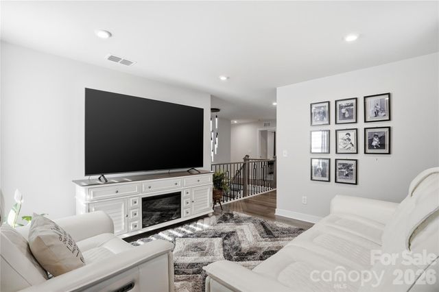 804 Dogwood Creek Lane, Indian Trail, NC 28079