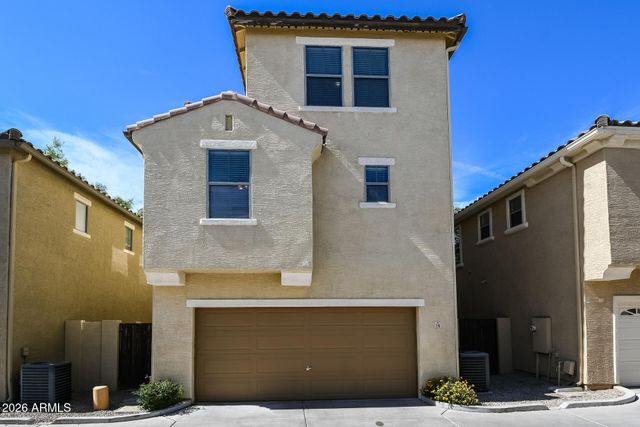 451 S HAWES Road 18, Mesa, AZ 85208