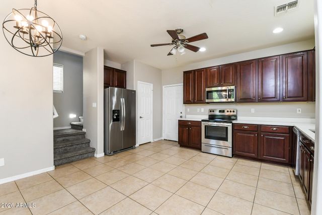 451 S HAWES Road 18, Mesa, AZ 85208
