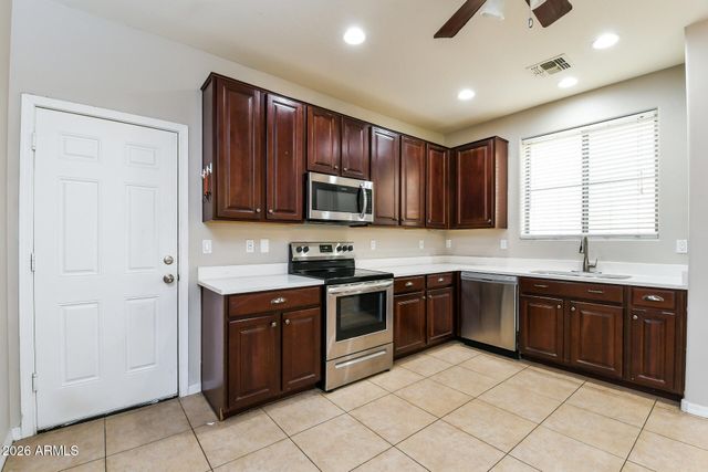 451 S HAWES Road 18, Mesa, AZ 85208