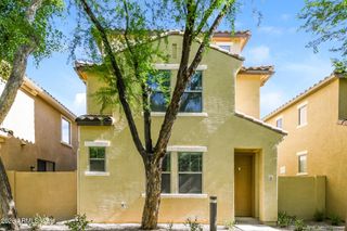 451 S HAWES Road 18, Mesa, AZ 85208