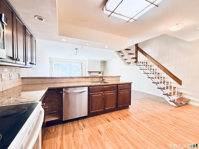 1400 Bedford Street 11, Stamford, CT 06905