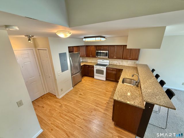 1400 Bedford Street 11, Stamford, CT 06905