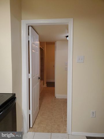 8666 BRAE BROOKE DR, Lanham, MD 20706