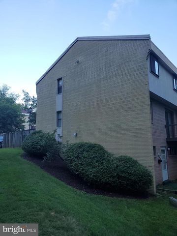8666 BRAE BROOKE DR, Lanham, MD 20706