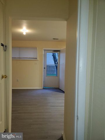 8666 BRAE BROOKE DR, Lanham, MD 20706