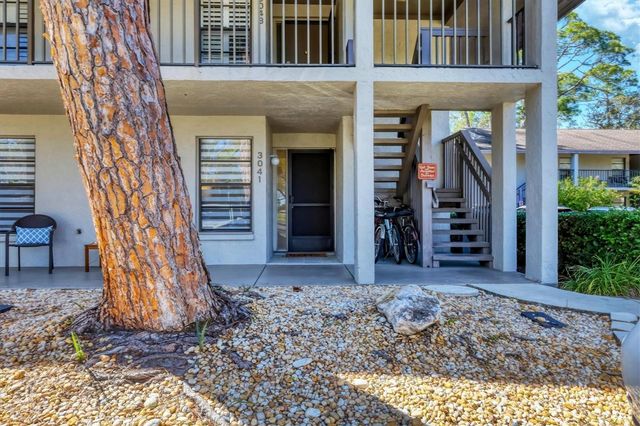 3041 QUAIL HOLLOW 27, Sarasota, FL 34235