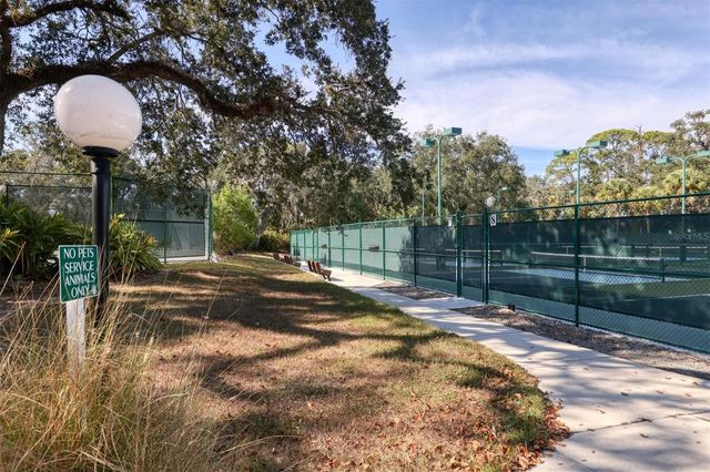 3041 QUAIL HOLLOW 27, Sarasota, FL 34235