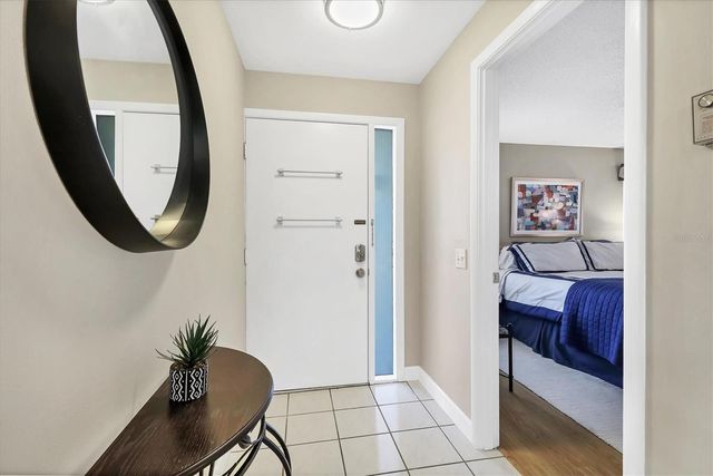 3041 QUAIL HOLLOW 27, Sarasota, FL 34235