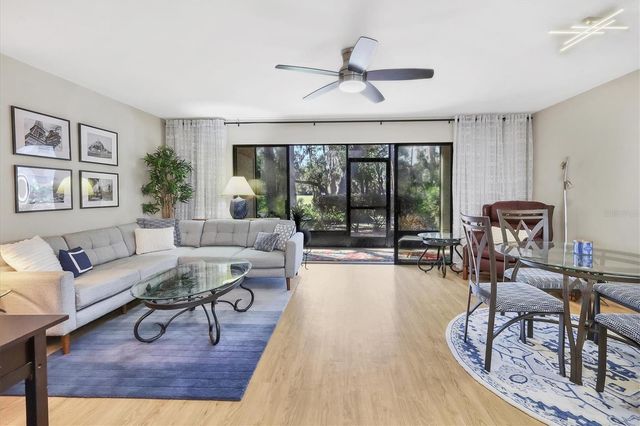 3041 QUAIL HOLLOW 27, Sarasota, FL 34235