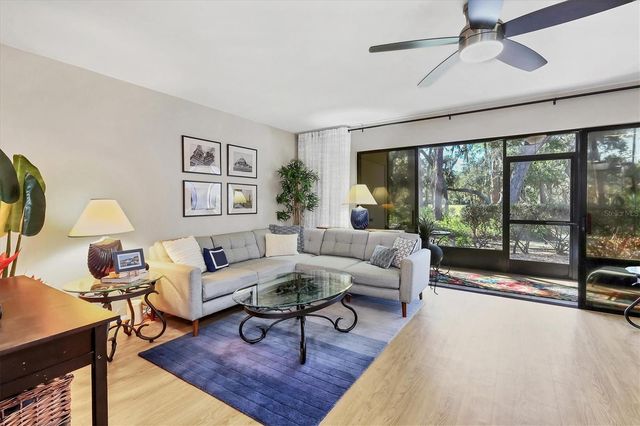 3041 QUAIL HOLLOW 27, Sarasota, FL 34235