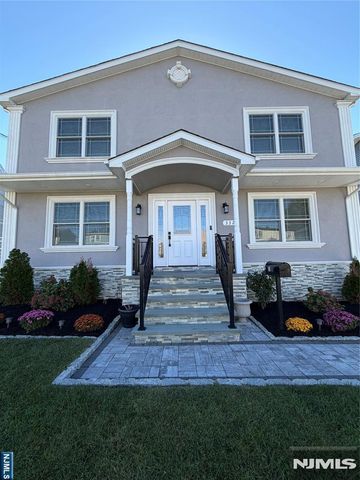 332 Kipp Avenue, Elmwood Park, NJ 07407