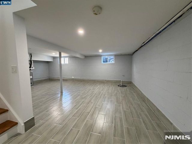 332 Kipp Avenue, Elmwood Park, NJ 07407