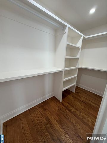332 Kipp Avenue, Elmwood Park, NJ 07407