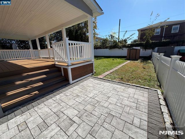 332 Kipp Avenue, Elmwood Park, NJ 07407