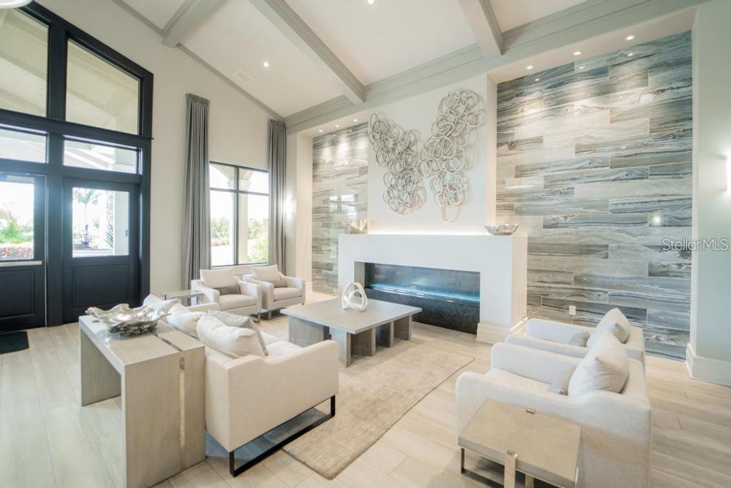 Image 39 of property listing at 17626 GAWTHROP DRIVE 208, Bradenton, FL 34211