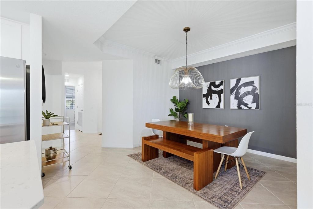Image 10 of property listing at 17626 GAWTHROP DRIVE 208, Bradenton, FL 34211