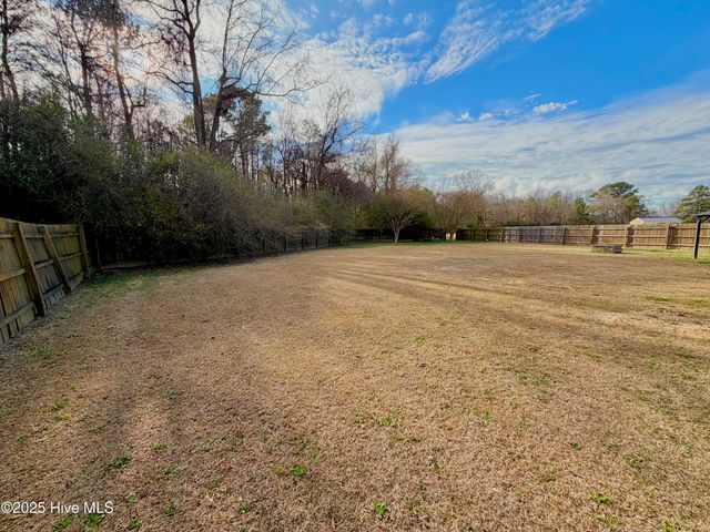 207 Dogwood Estates Lane, Goldsboro, NC 27534