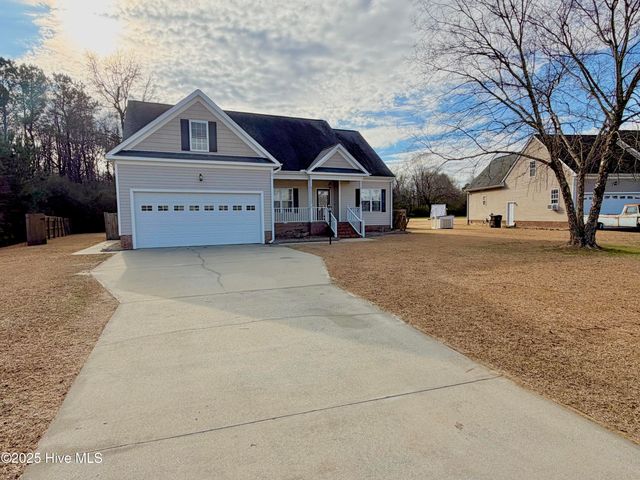 207 Dogwood Estates Lane, Goldsboro, NC 27534