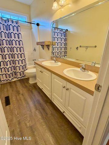 207 Dogwood Estates Lane, Goldsboro, NC 27534