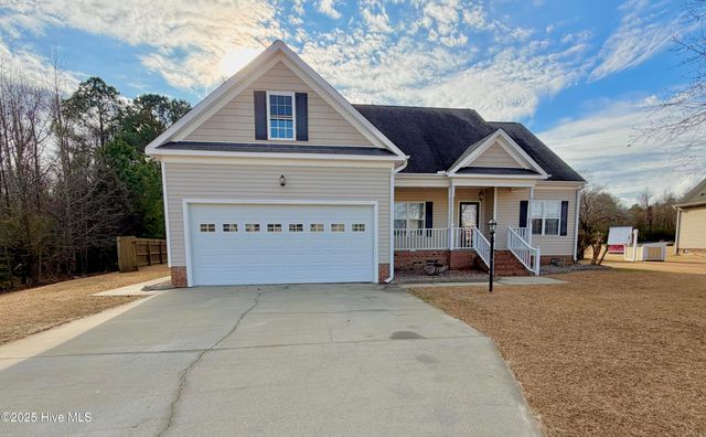 207 Dogwood Estates Lane, Goldsboro, NC 27534