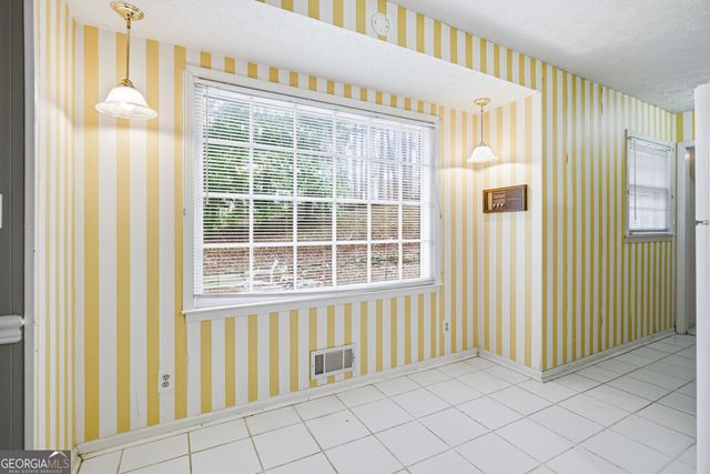 408 Willow Creek Road, Fairburn, GA 30213