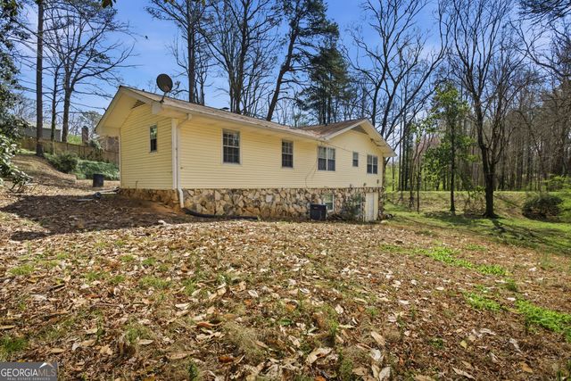 408 Willow Creek Road, Fairburn, GA 30213