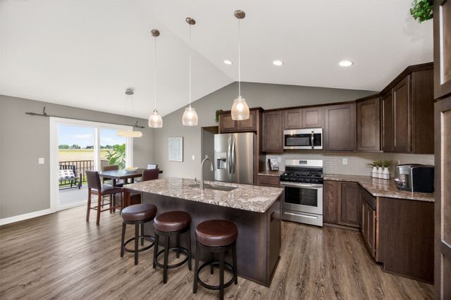 614 11th Avenue, Slater, IA 50244