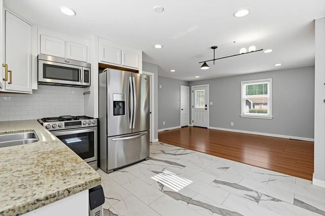 621 N 9th St, Nashville, TN 37206