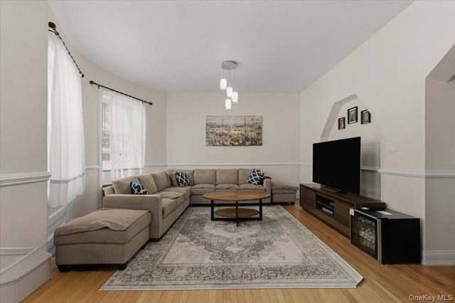 1727 Victor Street, Bronx, NY 10462