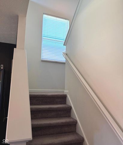88 Vermilian Drive, Whiteland, IN 46184