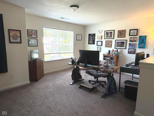 88 Vermilian Drive, Whiteland, IN 46184