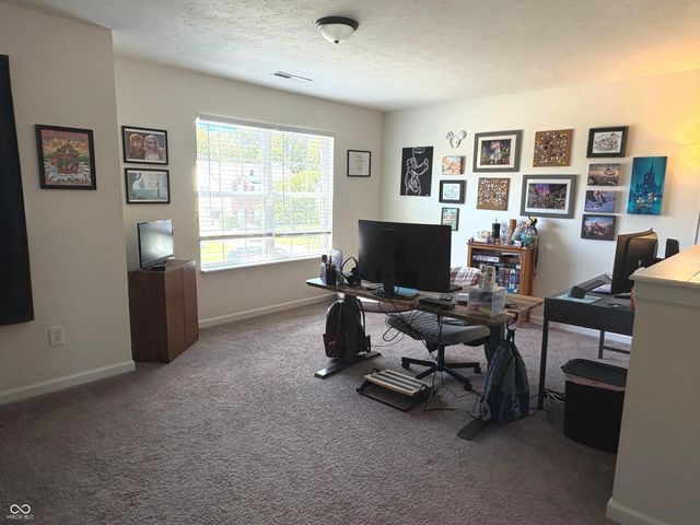 88 Vermilian Drive, Whiteland, IN 46184