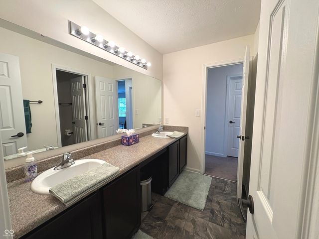 88 Vermilian Drive, Whiteland, IN 46184