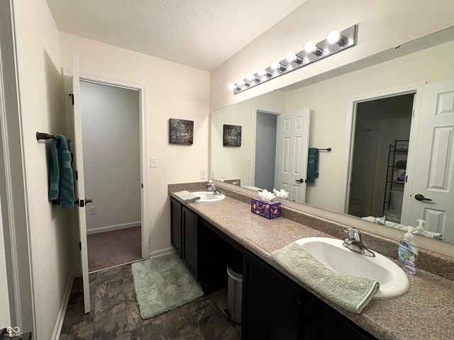 88 Vermilian Drive, Whiteland, IN 46184