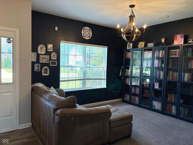 88 Vermilian Drive, Whiteland, IN 46184