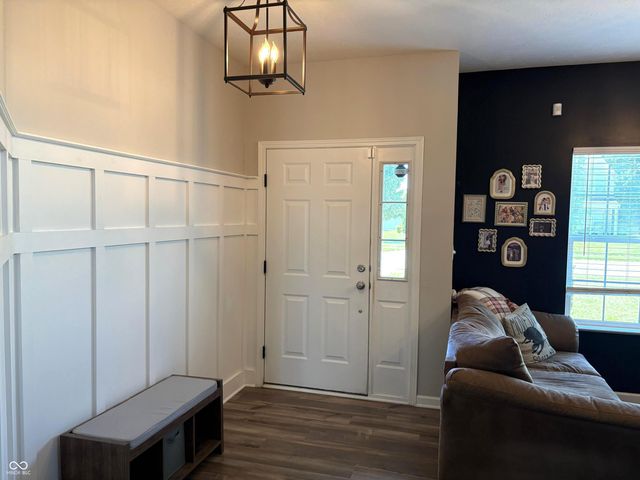 88 Vermilian Drive, Whiteland, IN 46184