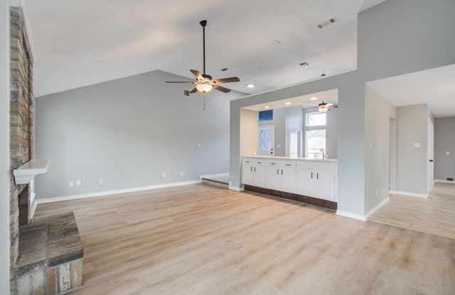 13215 Bunker Hill Drive, Willis, TX 77318