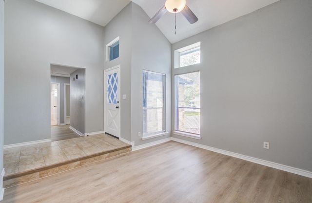 13215 Bunker Hill Drive, Willis, TX 77318