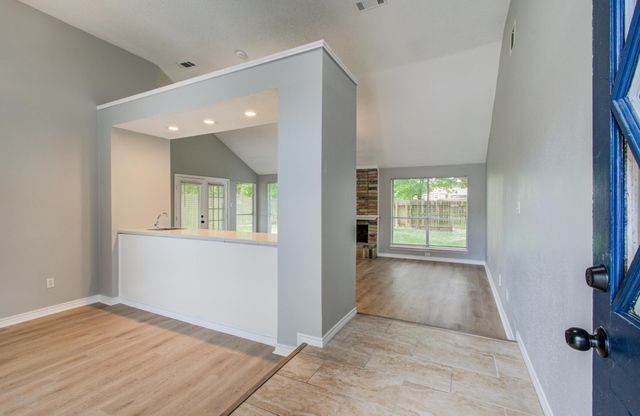 13215 Bunker Hill Drive, Willis, TX 77318