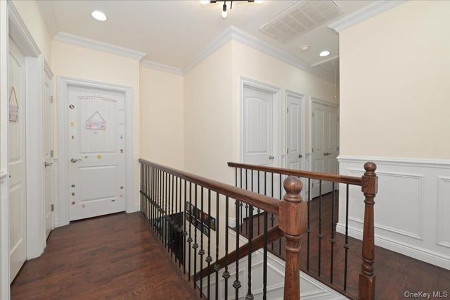 556 Park Avenue, West Hempstead, NY 11552