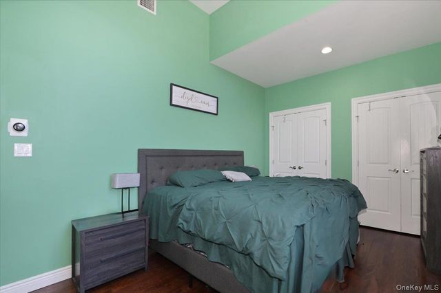 556 Park Avenue, West Hempstead, NY 11552