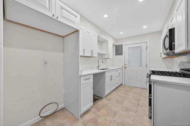 126 Mountaindale Road, Yonkers, NY 10710